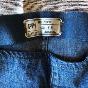Free People Penny Pull On Flares - size 31